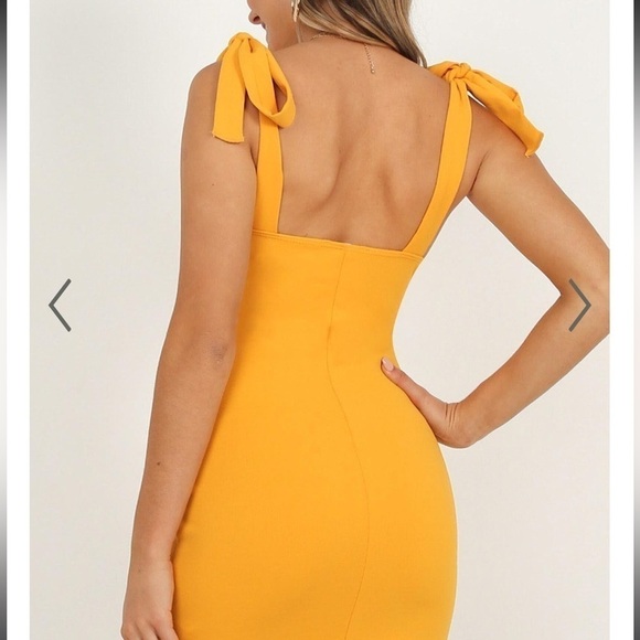 67. BLUE BLUSH Yellow Mini Dress - Picture 5 of 11